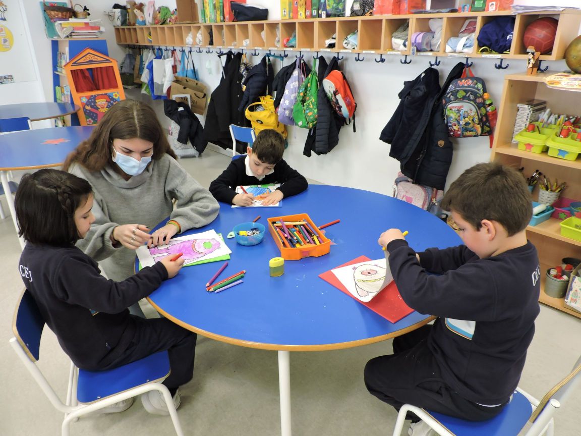 Alumnos del Colegio CEU San Pablo Sevilla participan en el taller ...