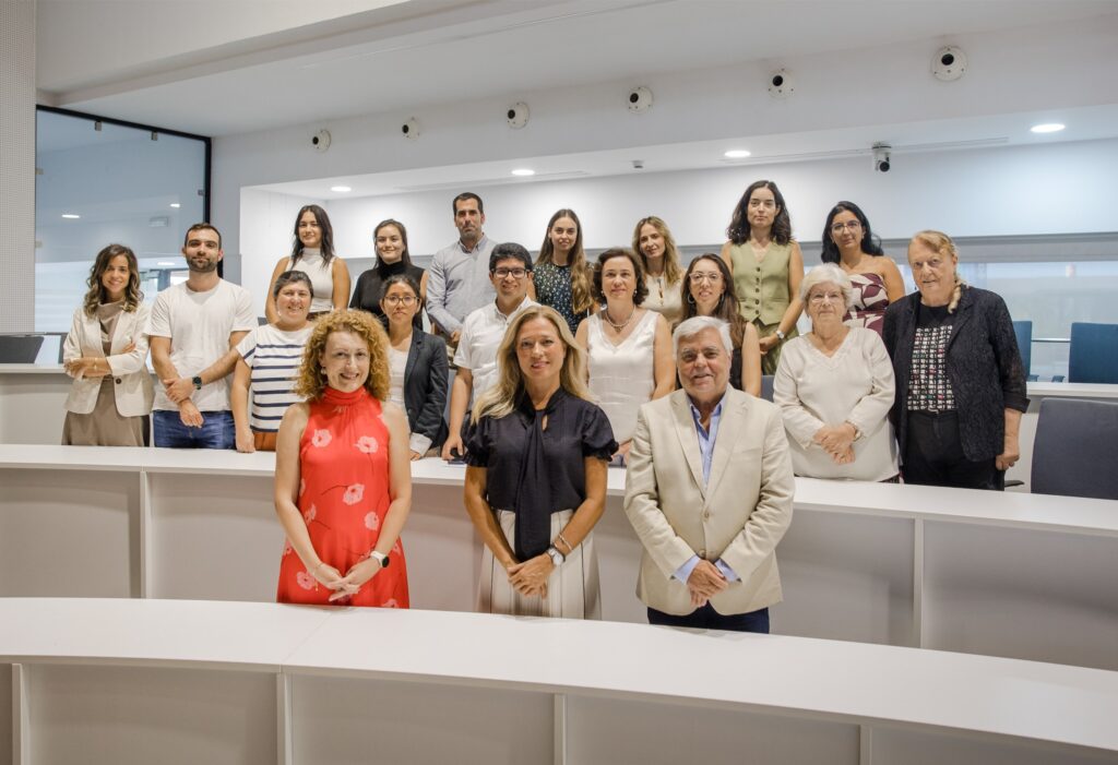 Máster en Foniatría Clínica del Instituto de Posgrado de CEU Andalucía y SAMFYRE.